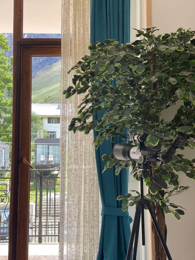 Mood Hotel Kazbegi Buitenkant foto