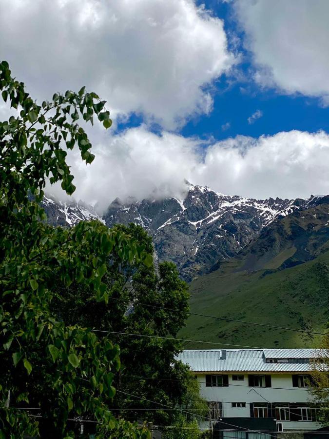 Mood Hotel Kazbegi Buitenkant foto