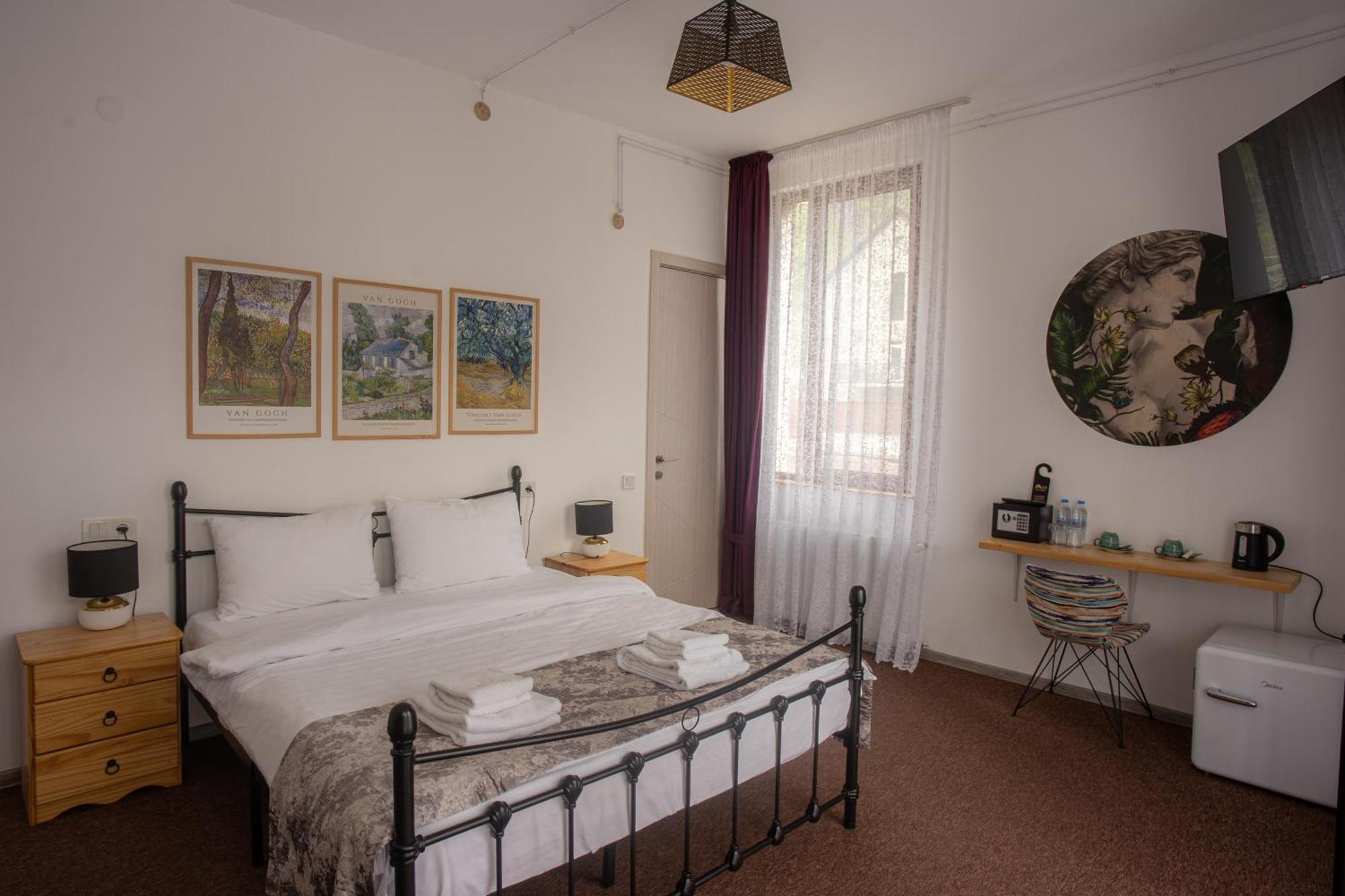 Mood Hotel Kazbegi Buitenkant foto